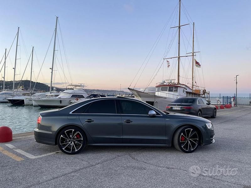 Usata Audi S8 672 CV (494 kW) 2015 Grigio Berlina