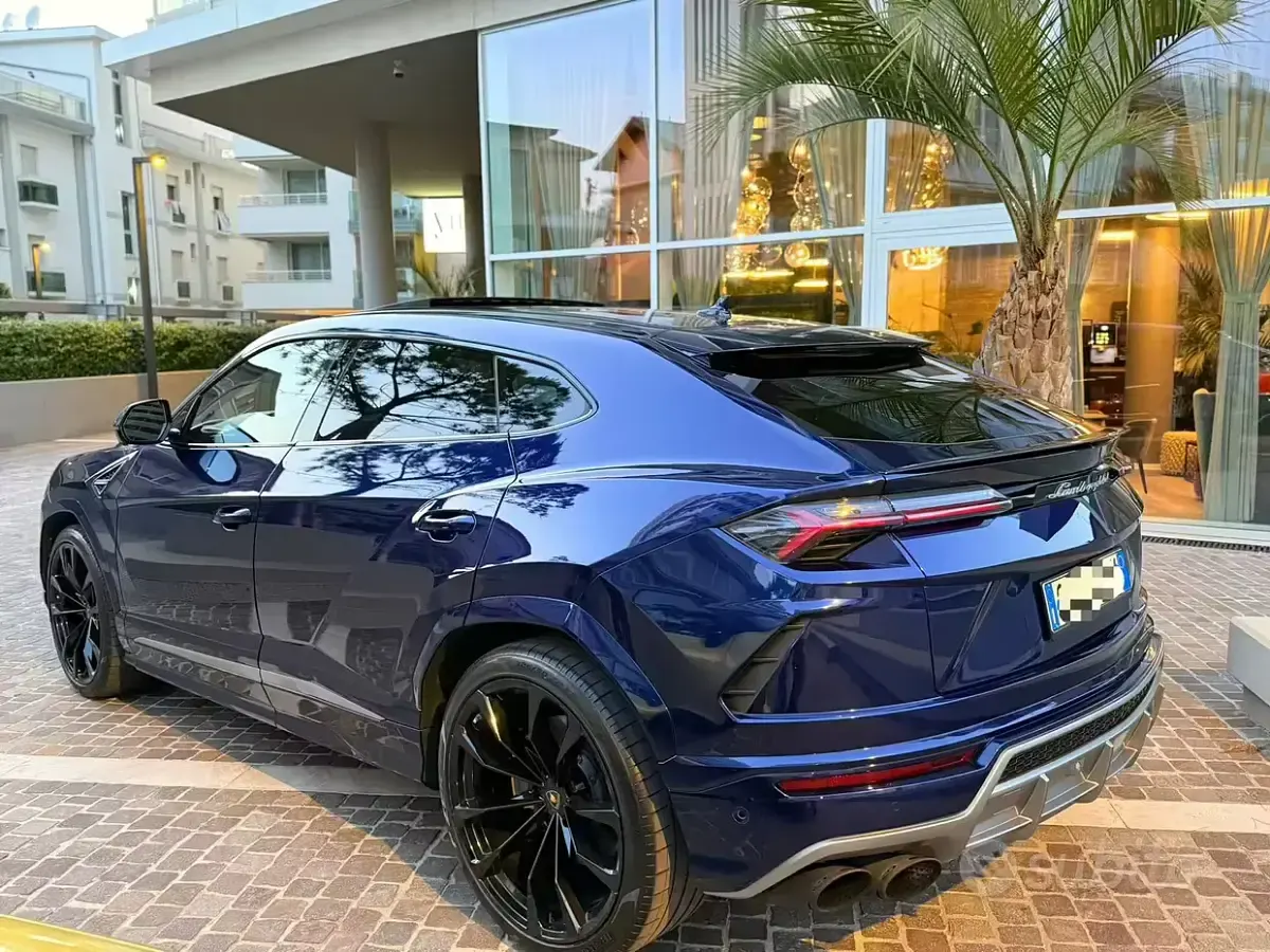 Usata Lamborghini Urus 650 CV (478 kW) 2020 SUV