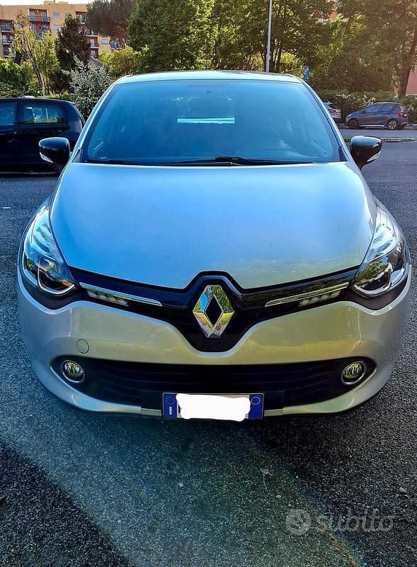 Usata Renault Clio IV 90 CV (66 kW) 2016 Grigio Berlina