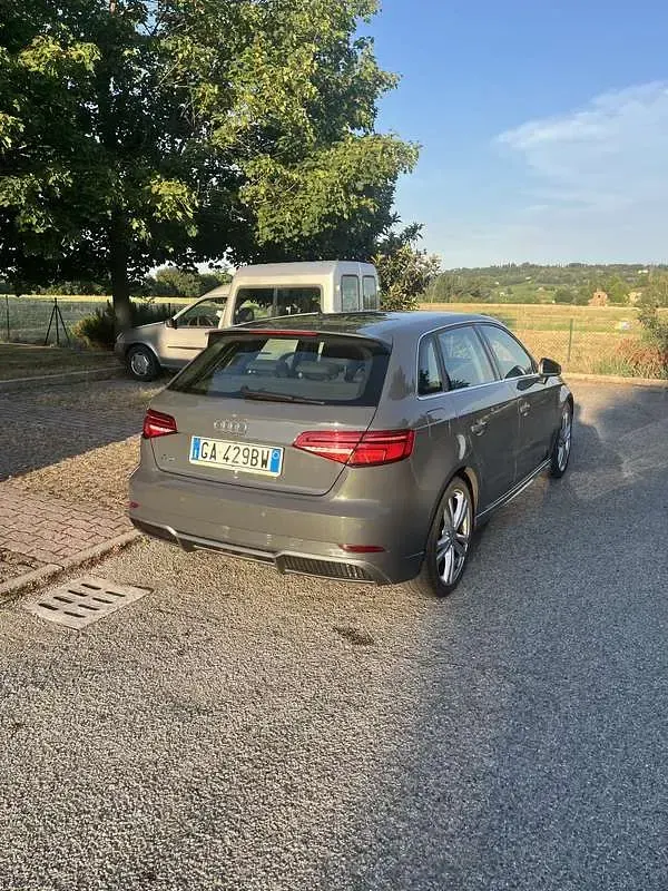 Usata Audi A3 Admired 131 CV (96 kW) 2020 Berlina