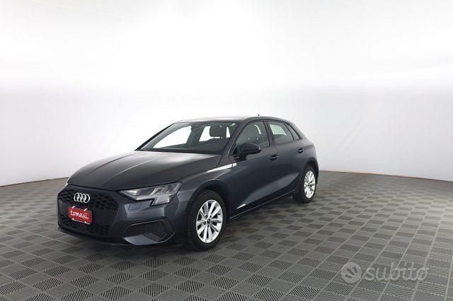 Usata Audi A3 e-tron Business 110 CV (80 kW) 2021 Grigio Utilitaria