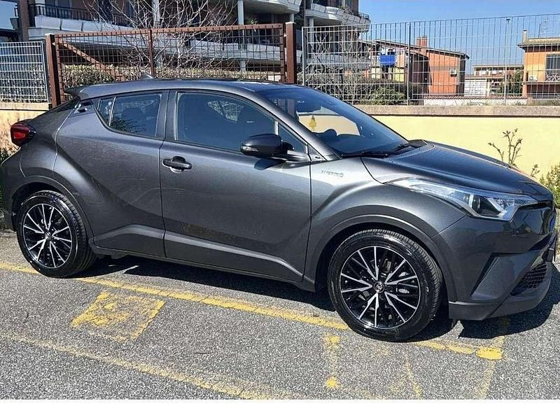 Usata Toyota C-HR Trend 98 CV (72 kW) 2018 Grigio SUV