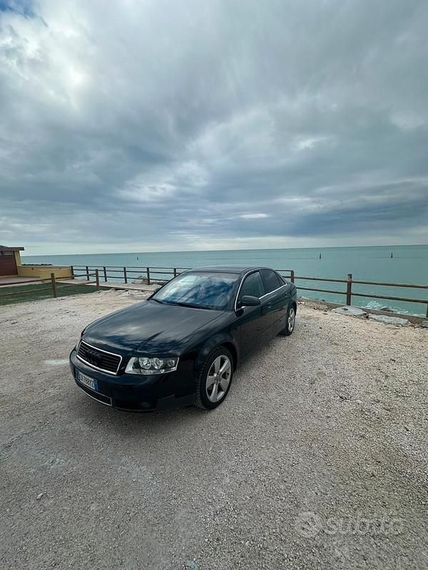Usado Audi A4 101 CV (74 kW) 2004 Berlina