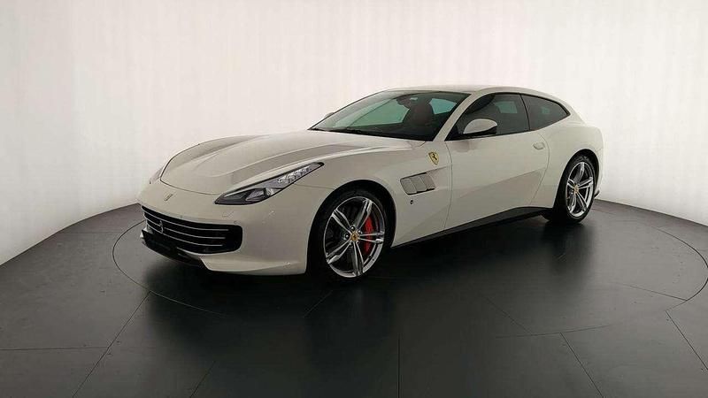 Usata Ferrari GTC4Lusso 610 CV (448 kW) 2017 Bianco Station wagon