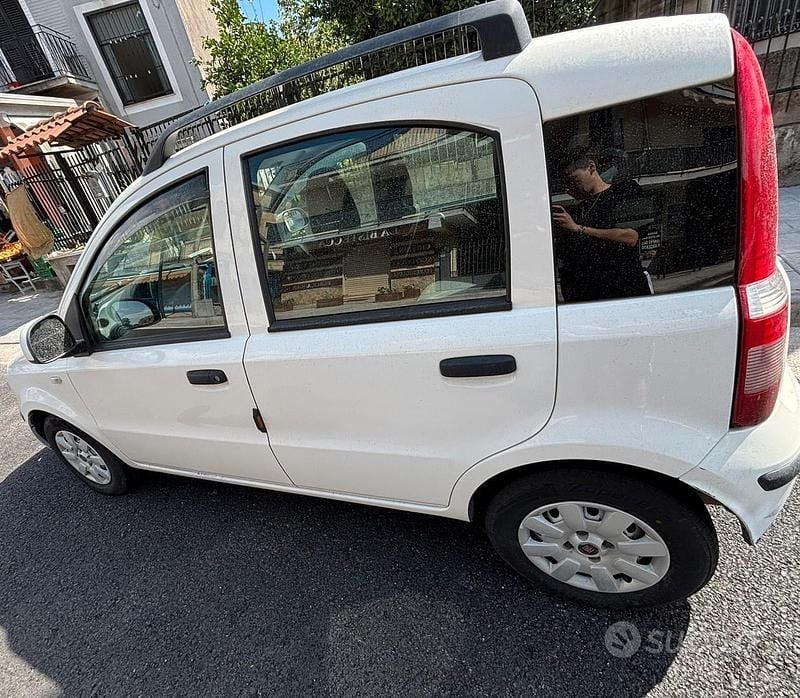 Usata Fiat Panda 69 CV (50 kW) 2011 Bianco Utilitaria
