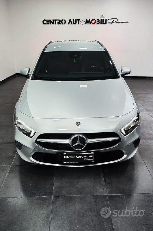 Usata Mercedes A200 150 CV (110 kW) 2020 Grigio Berlina