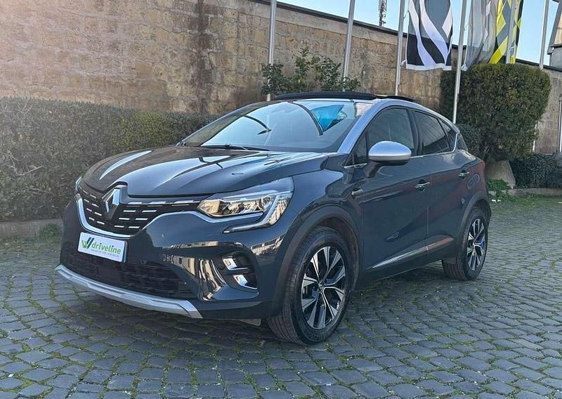 Usata Renault Captur Techno 94 CV (69 kW) 2023 Blu marine SUV