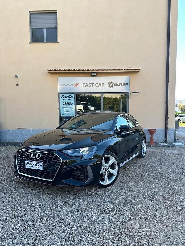 Nero Usata 2021 Audi A3 S-Line Tre volumi | 17.900 € (Super prezzo) - Immagine 1/4