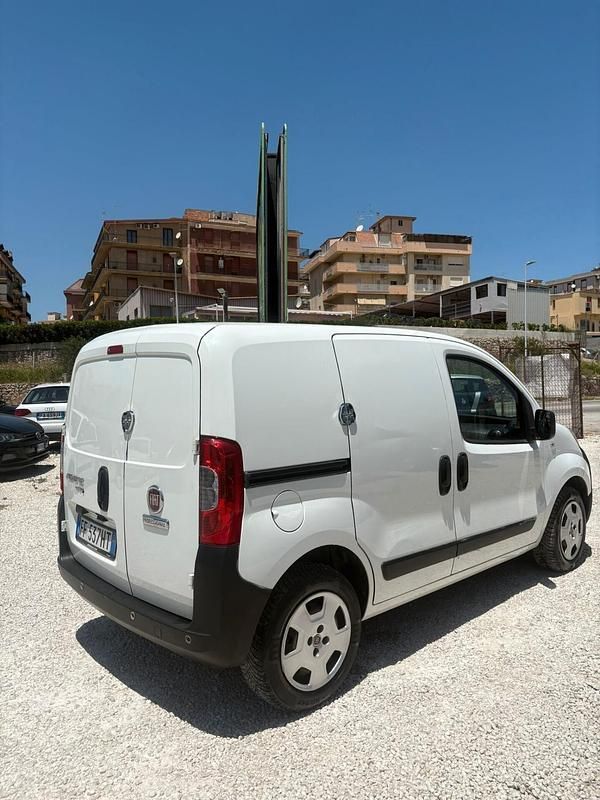 Usata Fiat Fiorino 95 CV (69 kW) 2016 Bianco Monovolume