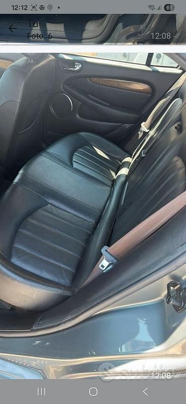 Usata Jaguar X-type Classic 163 CV (119 kW) 2002 Argento Berlina