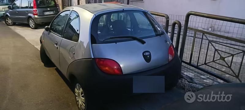Usata Ford Ka 60 CV (44 kW) 1996 Grigio Utilitaria