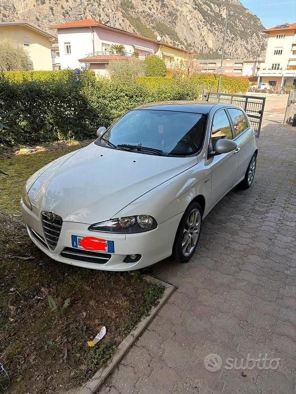 Usata Alfa Romeo 147 2010 Bianco Utilitaria