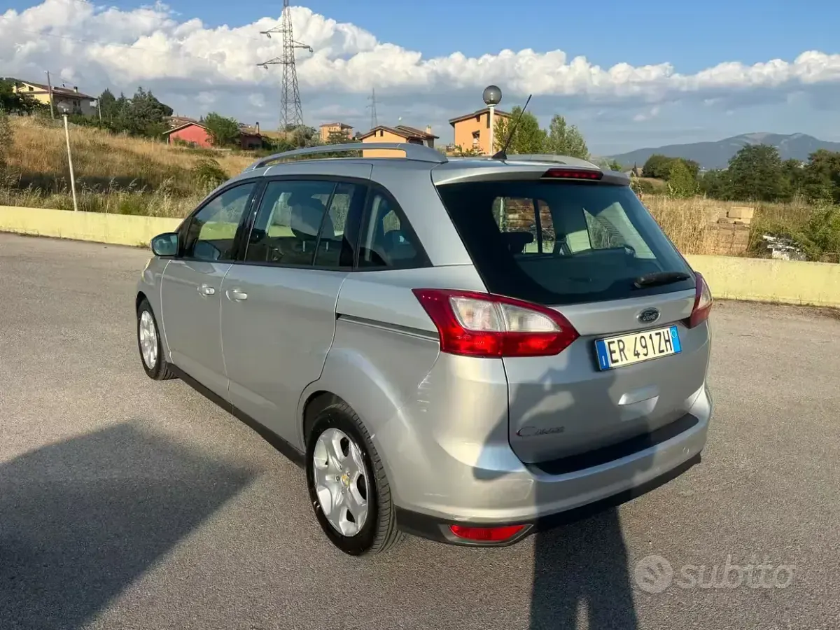 Usata Ford C-MAX Titanium 95 CV (69 kW) 2013 Grigio Monovolume