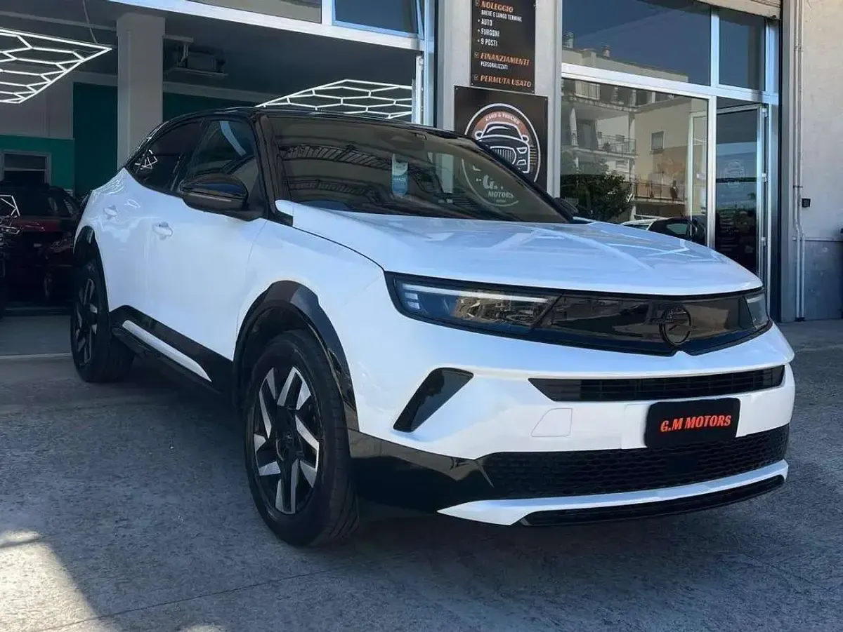 Usata Opel Mokka S 131 CV (96 kW) 2025 Bianco SUV