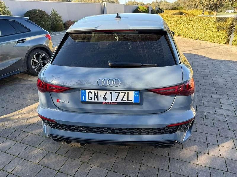 Usata Audi RS3 400 CV (294 kW) 2023 Blu/azzurro Berlina