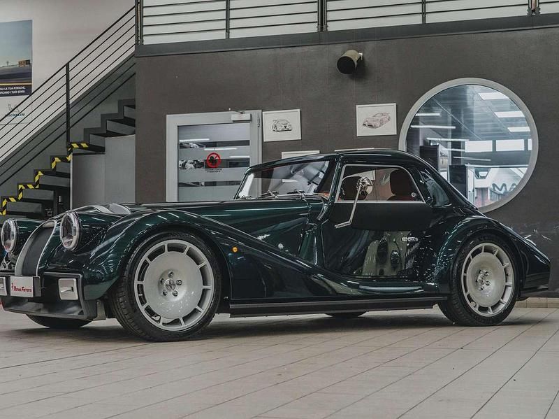 Nuova Morgan Plus 340 CV (250 kW) 2025 Morgan metallic green Cabrio