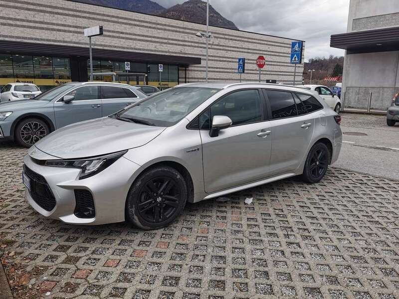 Usata 2021 Suzuki Swace Cool Station wagon | 16.000 € (Buon prezzo) - Immagine 1/4