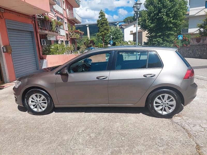 Usata VW Golf VII Comfortline 110 CV (80 kW) 2015 Grigio Berlina