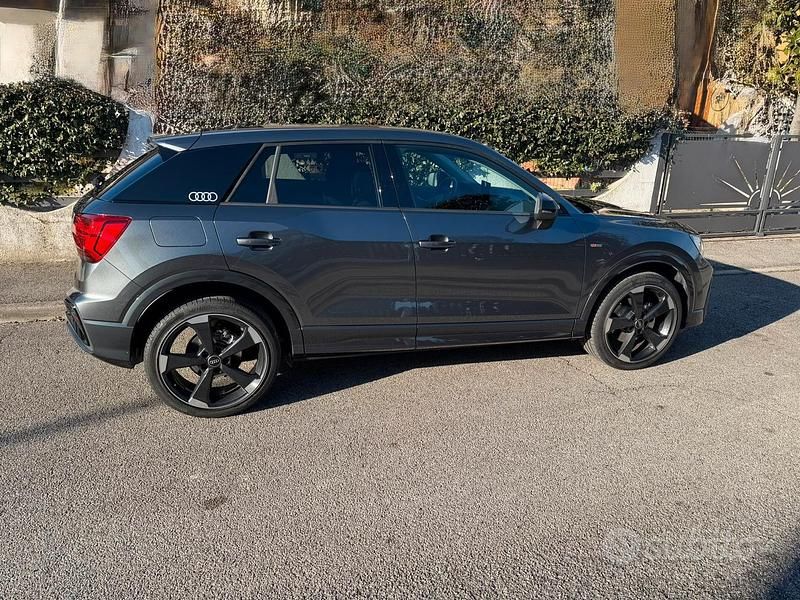 Usata Audi Q2 2025 Grigio SUV