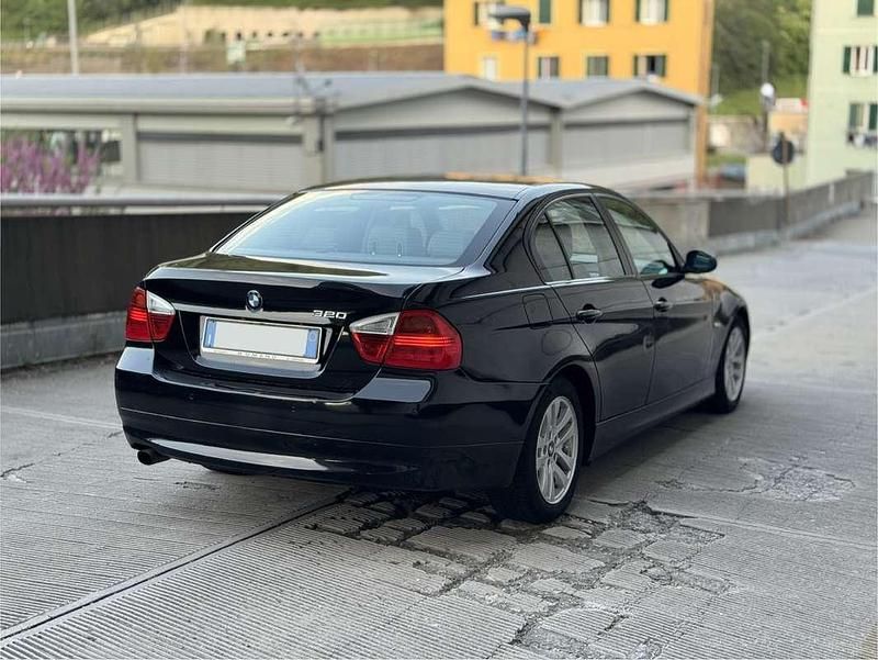 Usata BMW 320 163 CV (119 kW) 2006 Nero Berlina
