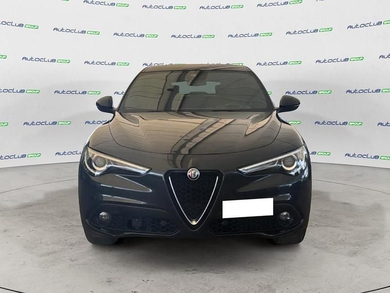 Usata Alfa Romeo Stelvio Business 190 CV (139 kW) 2022 Nero SUV