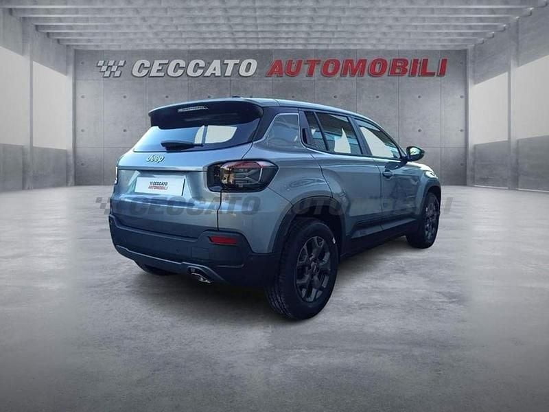 Nuova Jeep Avenger Longitude 101 CV (74 kW) 2025 Grigio SUV