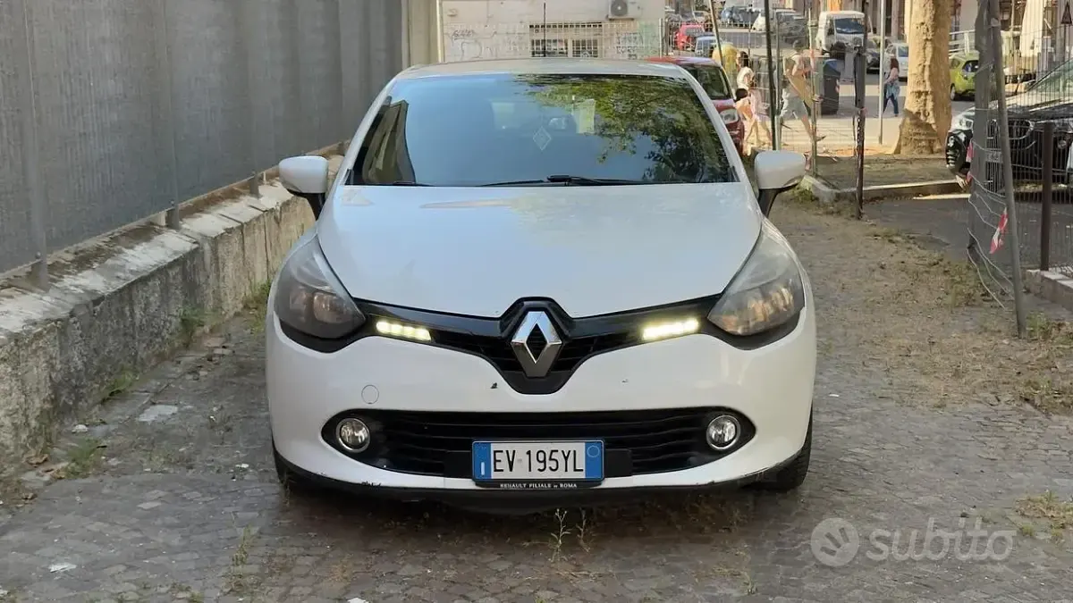 Usata Renault Clio 75 CV (55 kW) 2014 Bianco Utilitaria