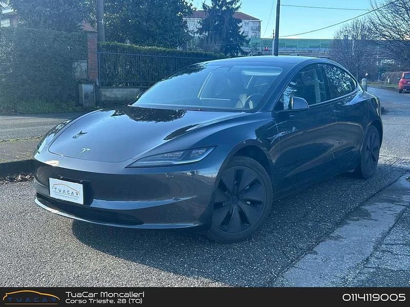 Usata Tesla Model 3 324 kW (441 CV) 2024 Grigio Berlina