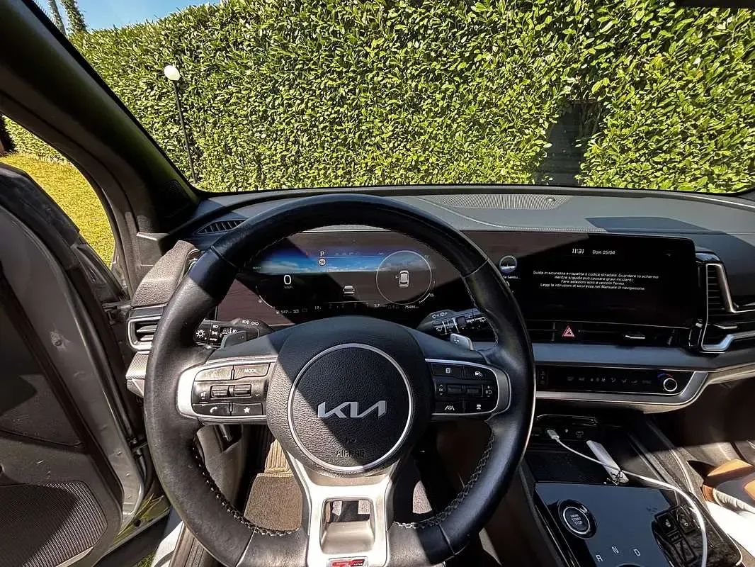 Usata Kia Sportage GT 179 CV (131 kW) 2022 Grigio SUV
