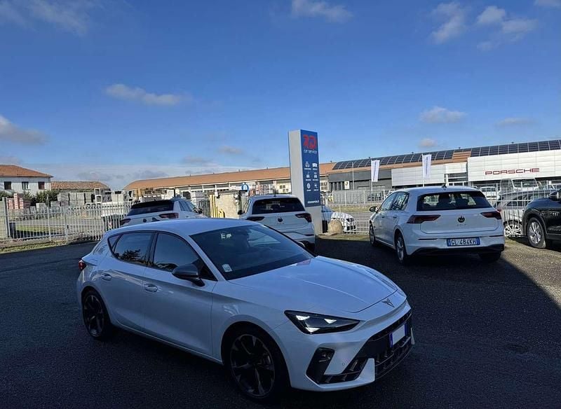 Usata Cupra Leon 150 CV (110 kW) 2025 Bianco Berlina