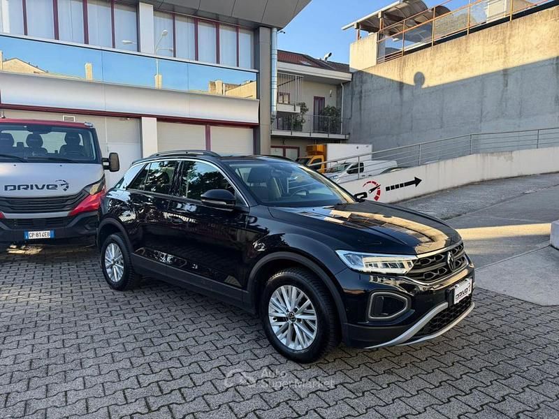Usata VW T-Roc Life 150 CV (110 kW) 2023 Other SUV