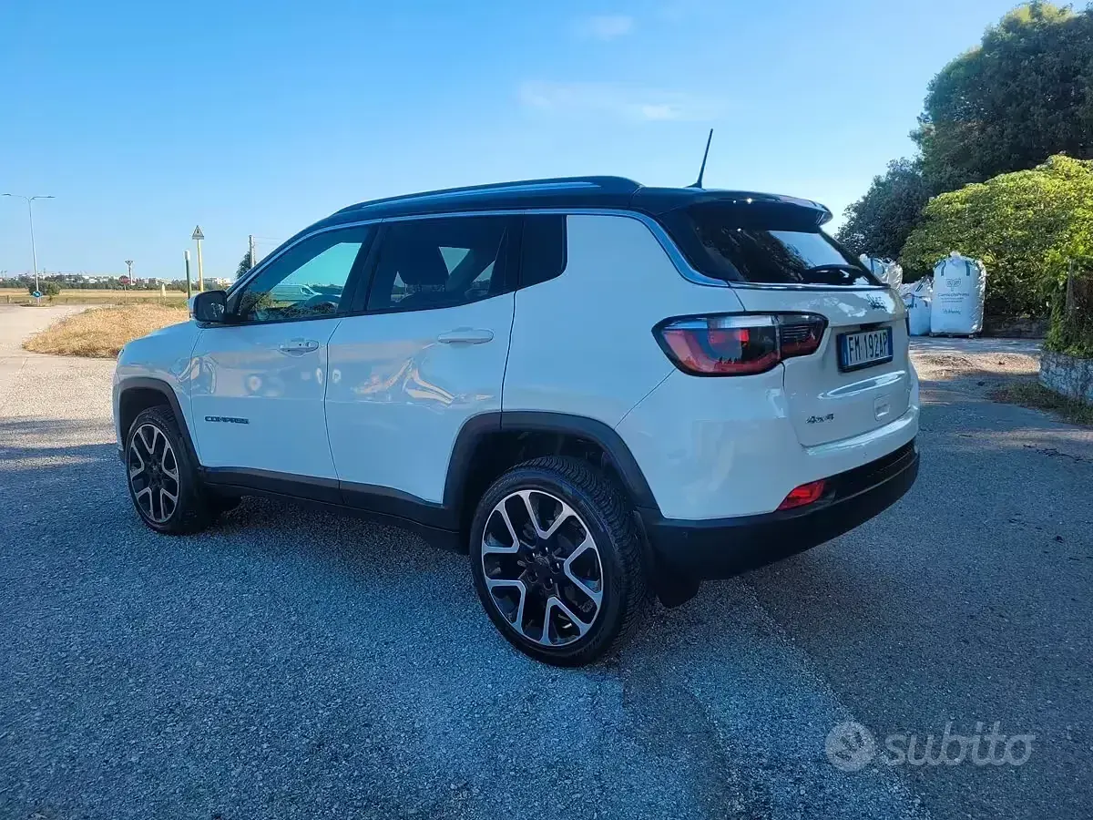 Usata Jeep Compass Limited 140 CV (102 kW) 2017 Bianco SUV
