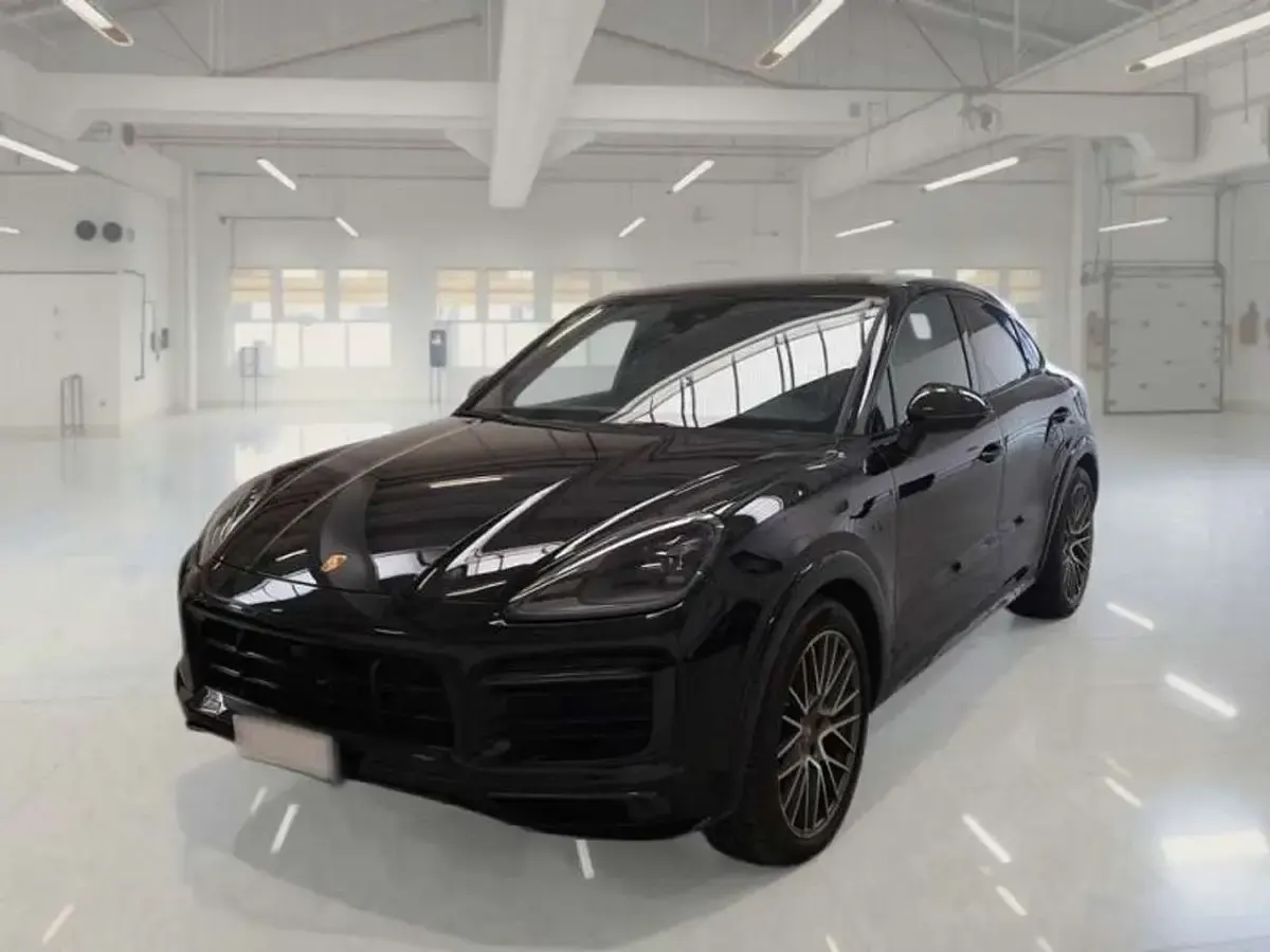 Usata Porsche Cayenne Platinum Edition 462 CV (339 kW) 2023 Nero SUV