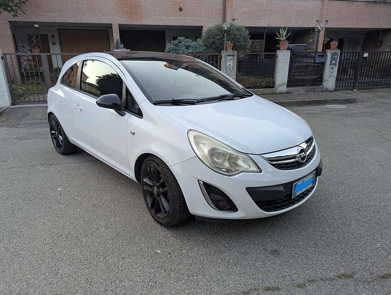 Occasion Opel Corsa 101 ch (74 kW) 2013 Blanc Citadine