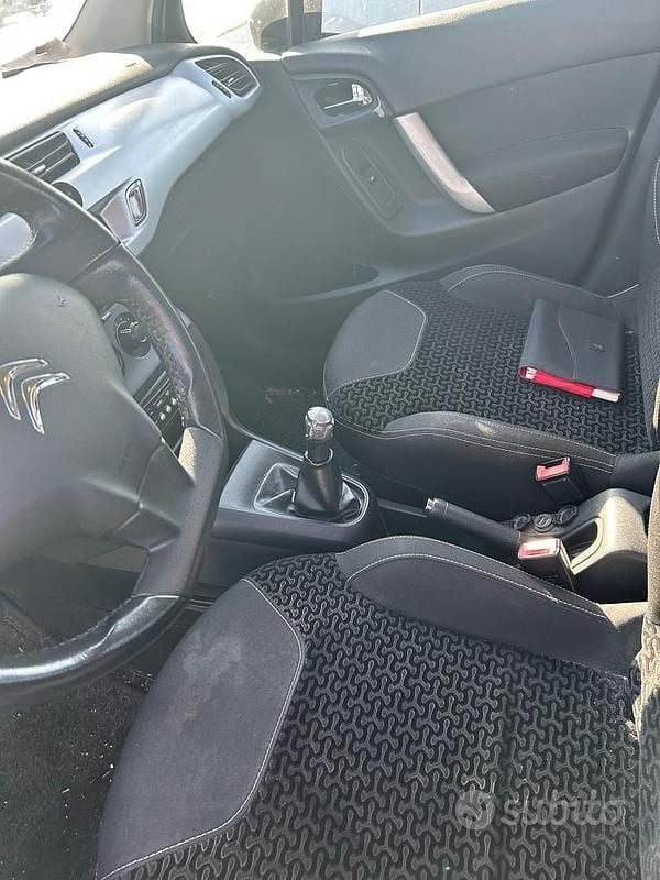 Usata Citroën C3 Exclusive 70 CV (51 kW) 2011 Nero Berlina