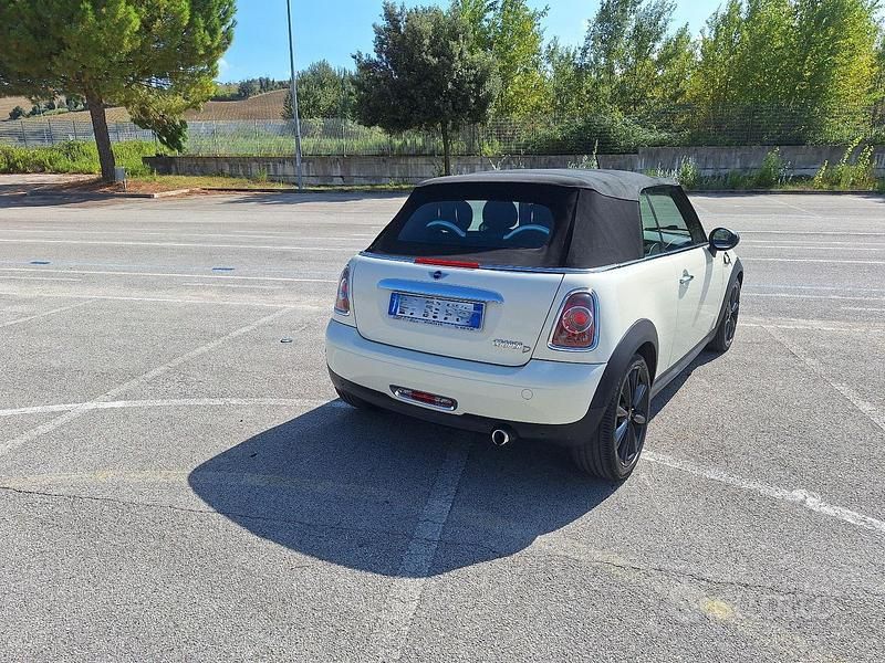 Usata Mini Cooper D Cabriolet 112 CV (82 kW) 2011 Bianco Cabrio