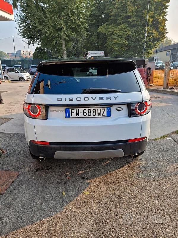Usata Land Rover Discovery Sport Landmark 180 CV (132 kW) 2019 Bianco SUV