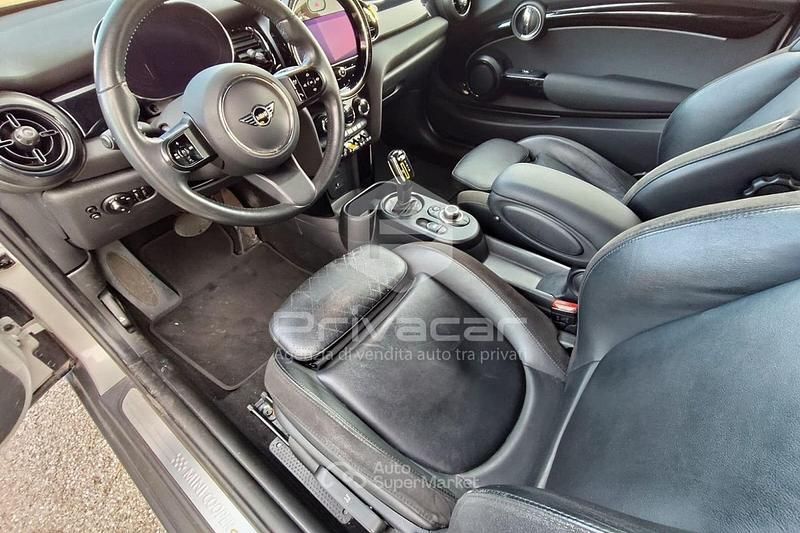 Usata Mini Cooper SE 135 kW (184 CV) 2022 Grigio Utilitaria