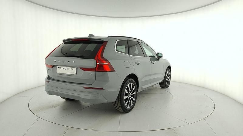 Usata Volvo XC60 Momentum 197 CV (144 kW) 2023 Grigio SUV