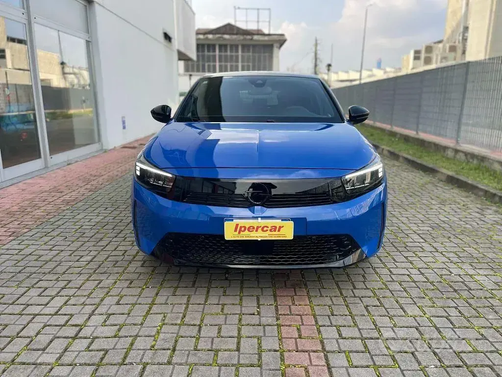 Usata Opel Corsa 75 CV (55 kW) 2024 Blu met/nero Utilitaria