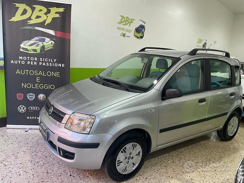Usata Fiat Panda Dynamic 60 CV (44 kW) 2004 Grigio Utilitaria