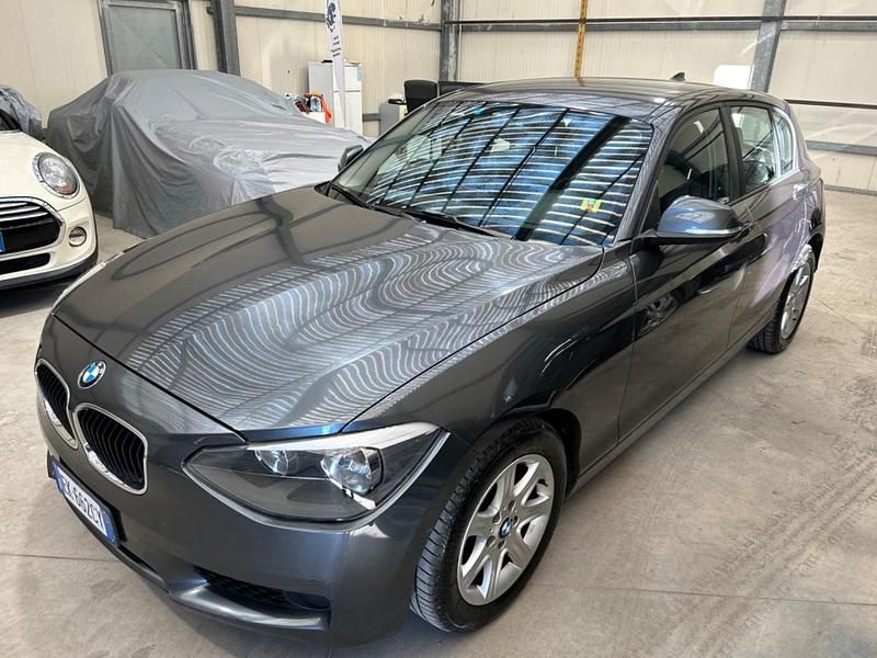 Usata BMW 116 116 CV (85 kW) 2012 Grigio Utilitaria