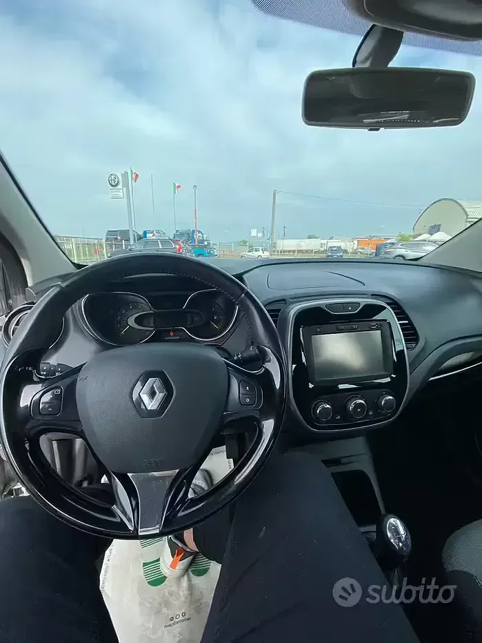 Usata Renault Captur 90 CV (66 kW) 2013 Beige SUV