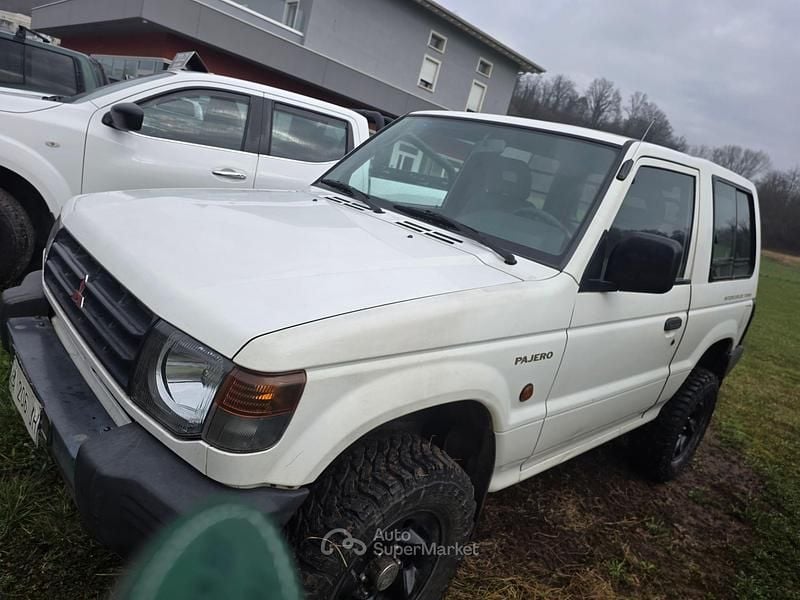Usata Mitsubishi Pajero 99 CV (72 kW) 1998 SUV