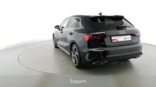 Usata Audi A3 S-Line 150 CV (110 kW) 2022 Nero mito metallizzato Berlina