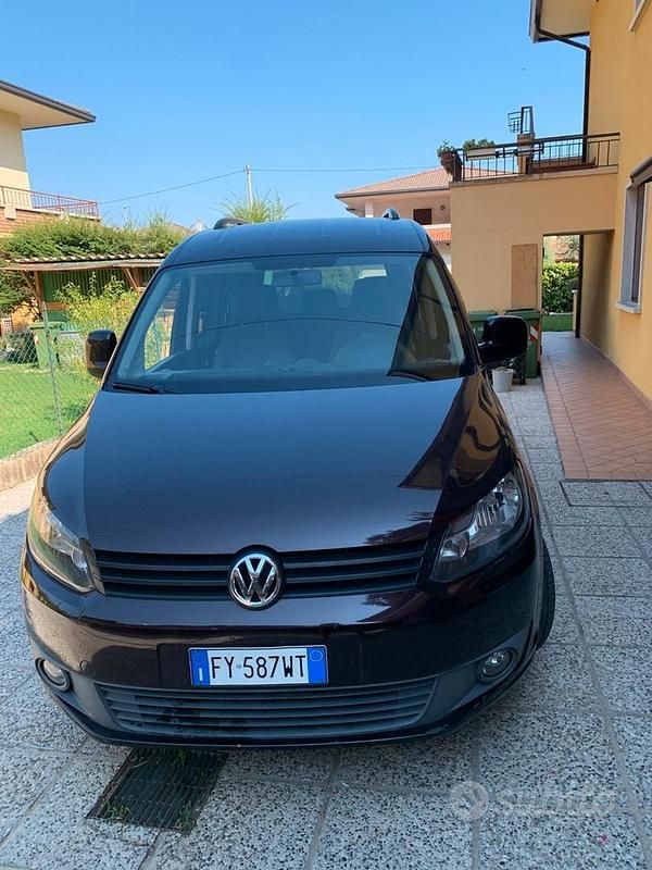 Usata 2011 VW Caddy Monovolume | 8000 € - Immagine 1/4