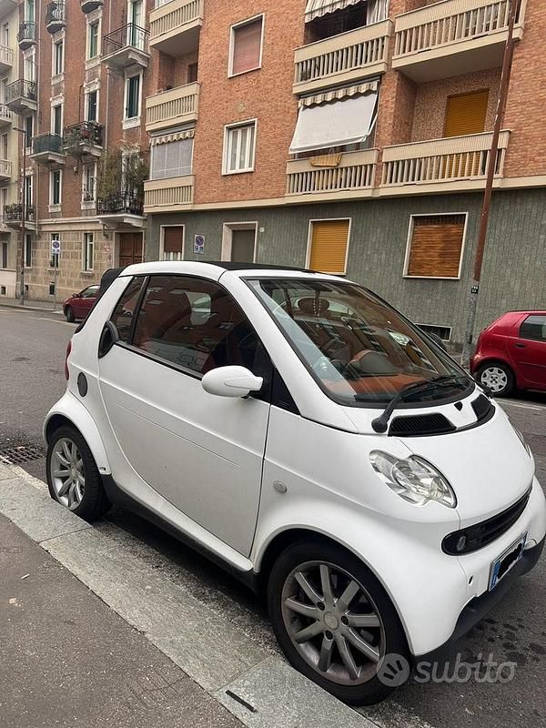 Usata Smart ForTwo Cabrio 61 CV (44 kW) 2005 Bianco Cabrio