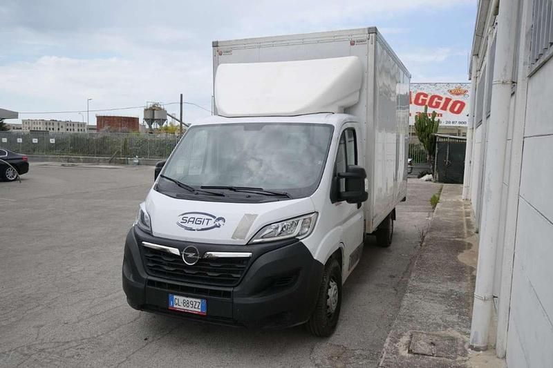 Usata Opel Movano 140 CV (102 kW) 2022 Bianco Furgone