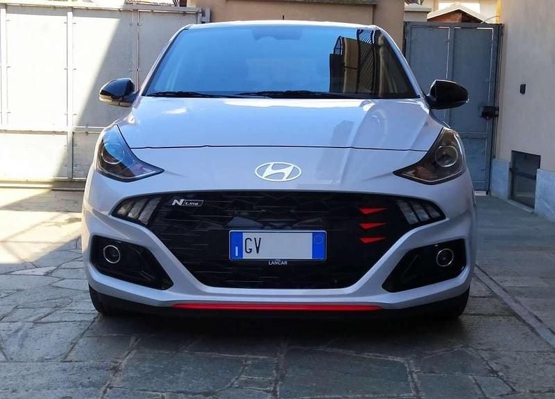 Usata Hyundai i10 N Line 101 CV (74 kW) 2024 Grigio Utilitaria