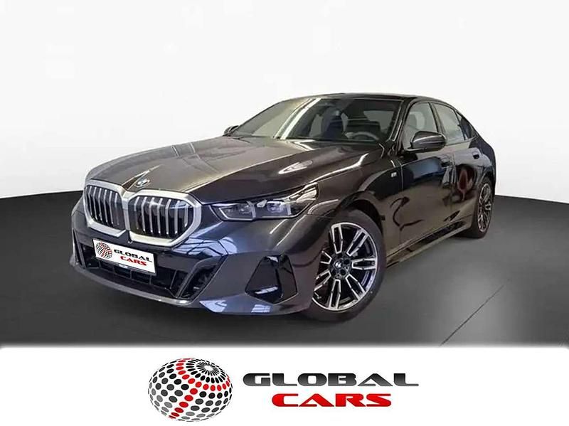 Sophisto Usata 2024 BMW 520 M Sport Tre volumi | 54.800 € (Molto cara) - Immagine 1/4